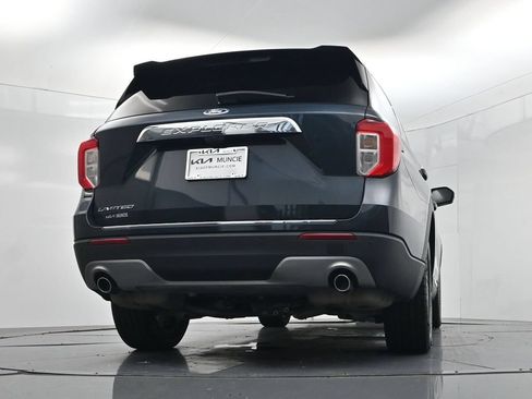 Used 2023 Ford Explorer Limited w/ Equipment Group 301A RWD image 44