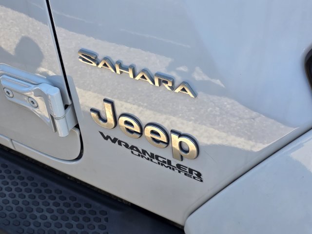 Used 2019 Jeep Wrangler Unlimited Sahara AWD/4WD image 15