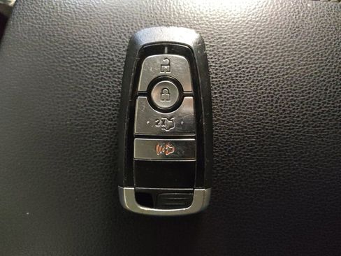 Used 2018 Ford Fusion S image 32