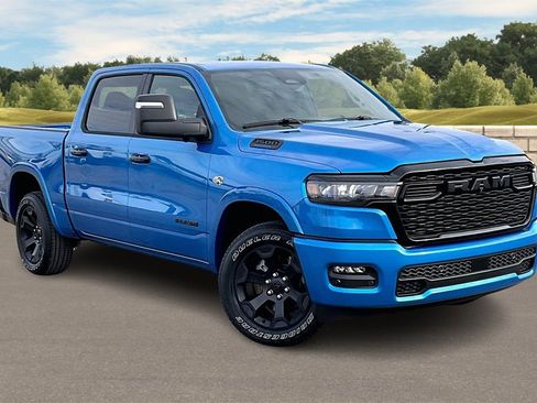 New 2026 RAM 1500 4x4 Crew Cab image 2
