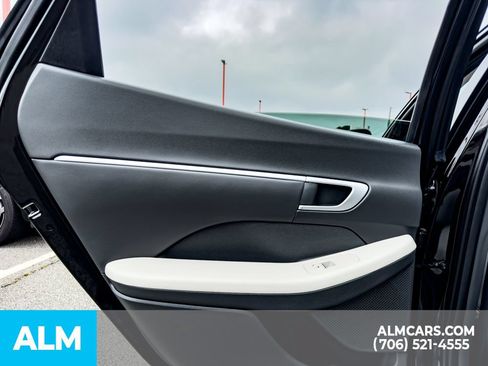 Used 2025 Hyundai Sonata SEL FWD image 14