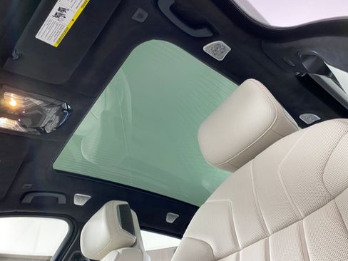 New 2026 BMW 760i xDrive w/ Executive Package image 14