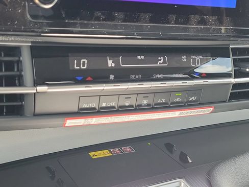 New 2026 Toyota Sienna LE FWD image 16