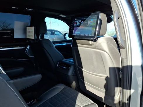 Used 2025 Cadillac Escalade Sport Platinum image 22