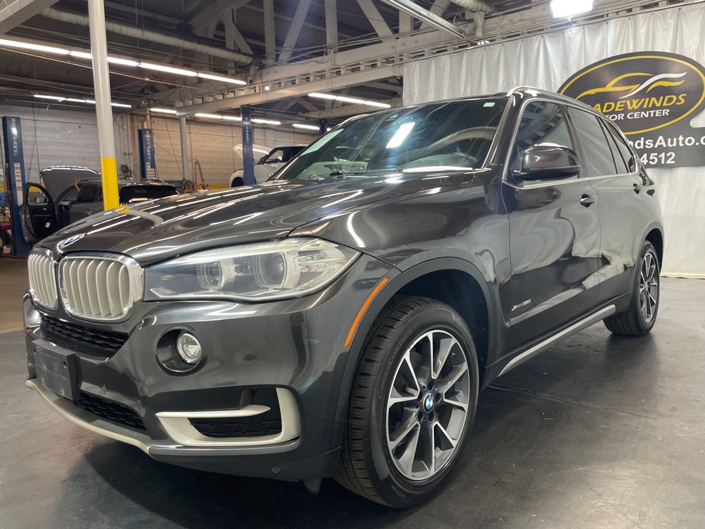 Used 2018 BMW X5 xDrive35i w/ Driving Assistance Package AWD/4WD image 11