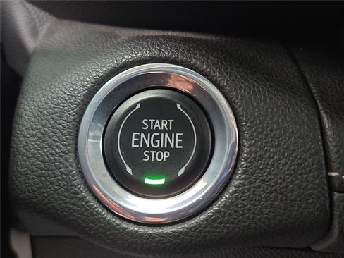 Used 2023 Buick Envision Essence w/ Sport Touring Package AWD/4WD image 6