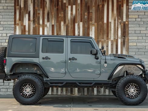 Used 2015 Jeep Wrangler Unlimited Sport w/ Quick Order Package 24S AWD/4WD image 8