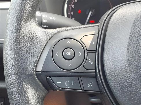 Used 2024 Toyota RAV4 XLE image 26