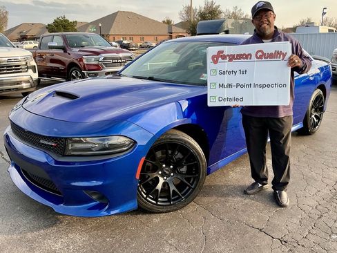 Used 2018 Dodge Charger SXT Plus w/ Blacktop Package image 1
