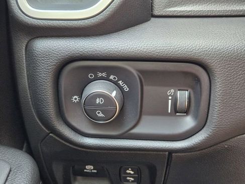 Used 2024 RAM 1500 Big Horn RWD image 28