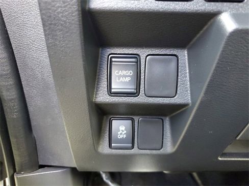 Used 2022 Nissan Frontier S image 28