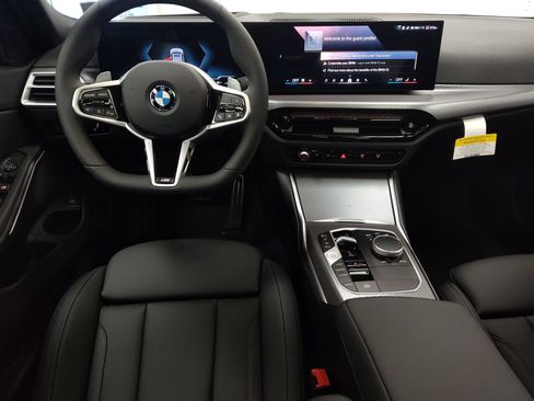 Used 2026 BMW 330i xDrive Sedan w/ M Sport Package AWD/4WD image 15
