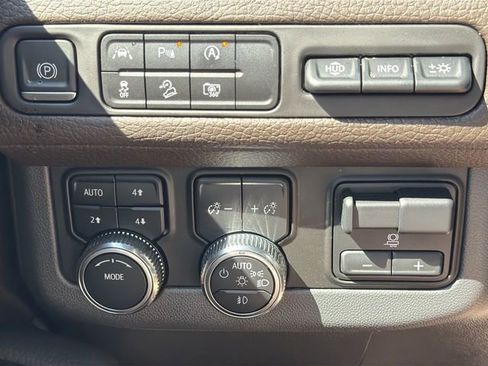 Used 2023 GMC Yukon XL Denali w/ Max Trailering Package AWD/4WD image 20