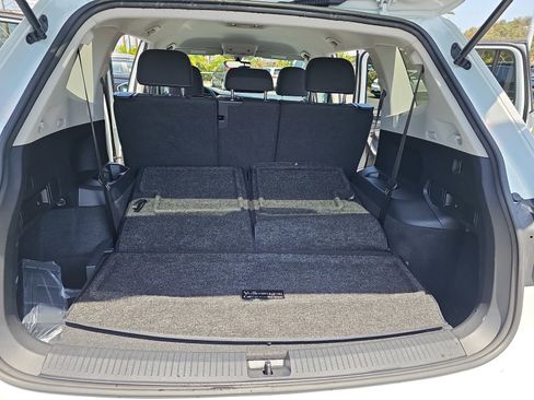 Used 2023 Volkswagen Tiguan S FWD image 14