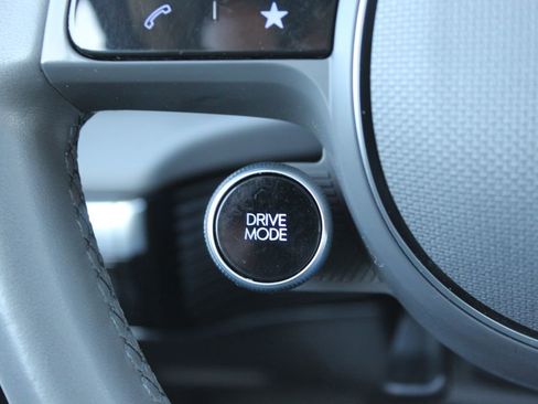 Used 2023 Hyundai Ioniq 5 SE image 26