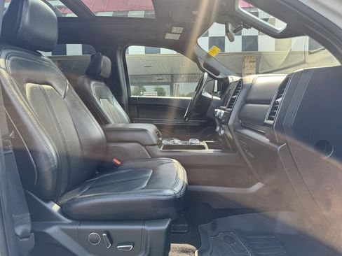 Used 2021 Ford Expedition Limited AWD/4WD image 24
