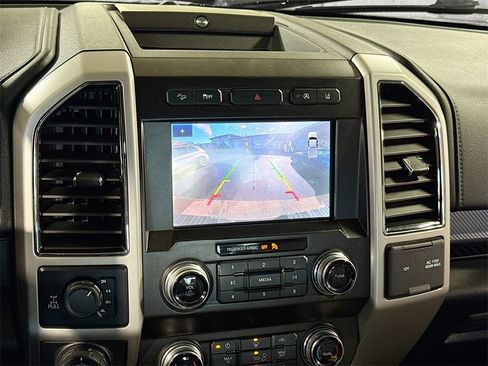 Used 2020 Ford F150 Lariat w/ Equipment Group 502A Luxury image 24