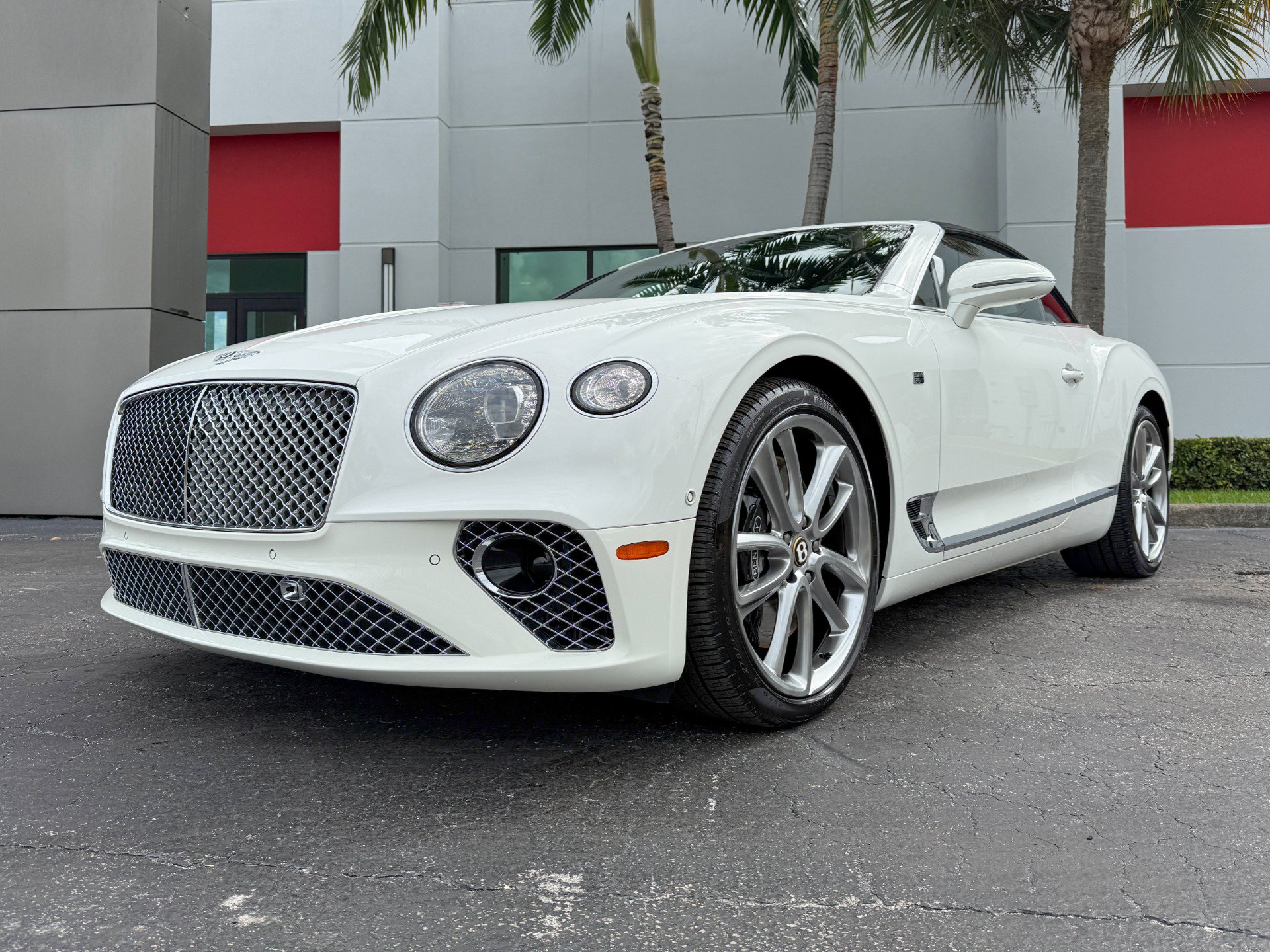 Used 2020 Bentley Continental GT AWD/4WD image 10