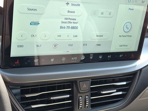 Used 2025 Ford Escape PHEV w/ Class II Trailer Tow Package image 17