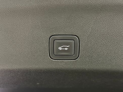 Certified 2023 Cadillac Escalade Premium Luxury image 48