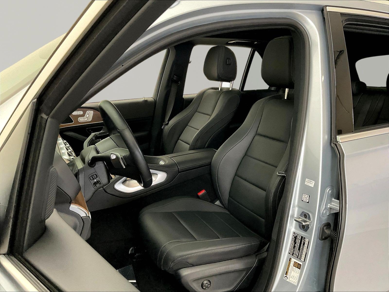 Certified 2025 Mercedes-Benz GLE 350 4MATIC image 21