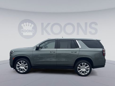 Used 2023 Chevrolet Tahoe High Country w/ Premium Package 2 AWD/4WD image 2