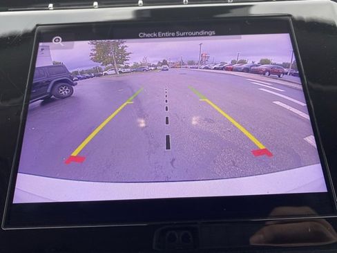 Used 2023 Jeep Grand Cherokee L Laredo image 19