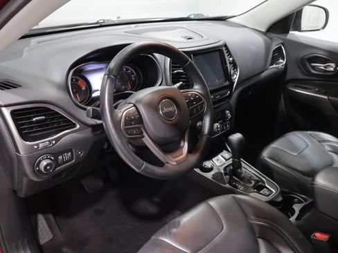 Used 2019 Jeep Cherokee Limited AWD/4WD image 15
