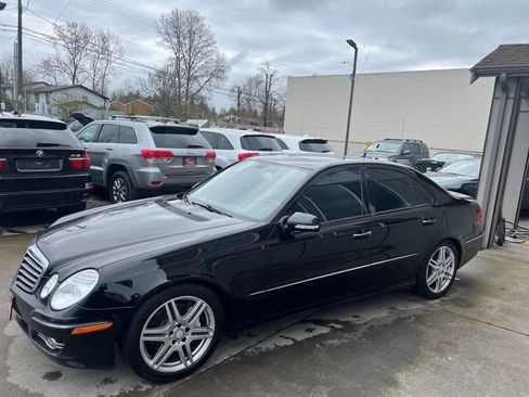 Used 2008 Mercedes-Benz E 350 Sedan image 5