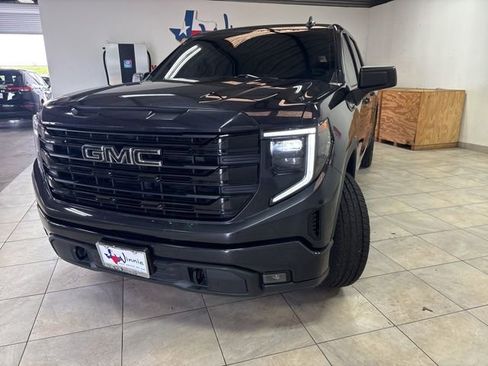 Used 2024 GMC Sierra 1500 Elevation RWD image 9