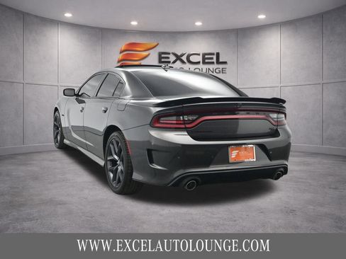 Used 2023 Dodge Charger R/T w/ Blacktop Package RWD image 5