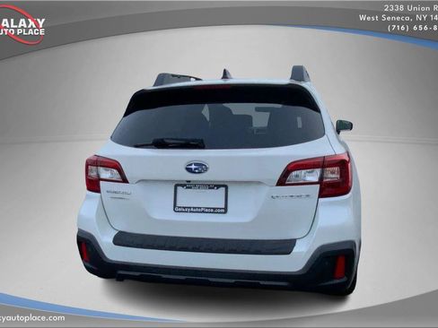 Used 2018 Subaru Outback 2.5i Limited image 6