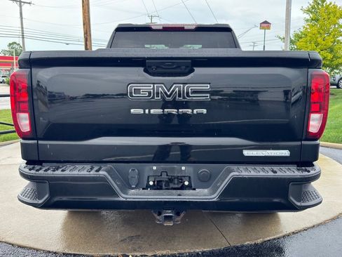 Used 2023 GMC Sierra 1500 Elevation w/ LPO, Elevation Black Package AWD/4WD image 6