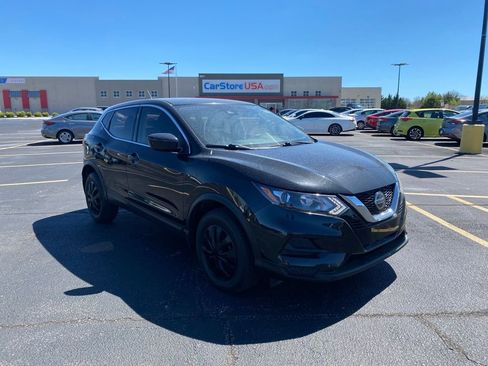 Used 2020 Nissan Rogue Sport S FWD image 1