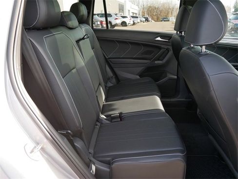 Certified 2024 Volkswagen Tiguan SE R-Line image 19