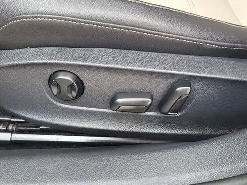 Used 2020 Volkswagen Passat 2.0T R-Line image 13