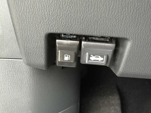 Used 2025 MAZDA CX-5 Signature image 47