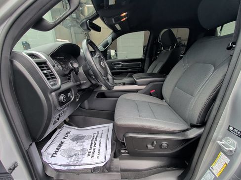 Used 2022 RAM 1500 Big Horn AWD/4WD image 10