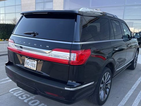 Used 2018 Lincoln Navigator Select w/ Technology Package image 38