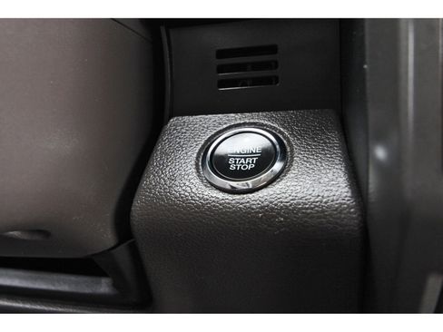 Used 2021 Ford Expedition Max XLT AWD/4WD image 22