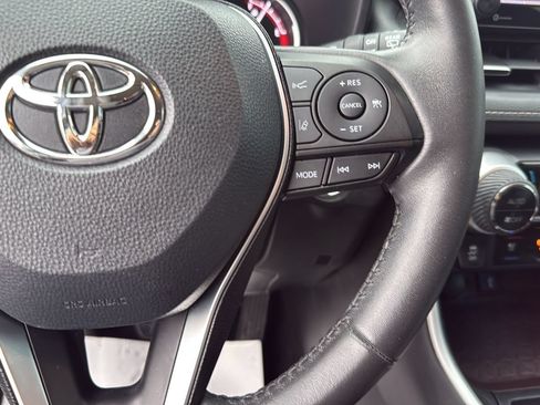 Used 2020 Toyota RAV4 Limited w/ Limited Grade Weather Package FWD image 15