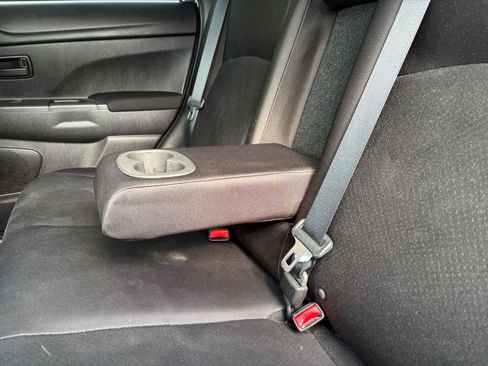 Used 2015 Mitsubishi Outlander Sport ES AWD/4WD image 36