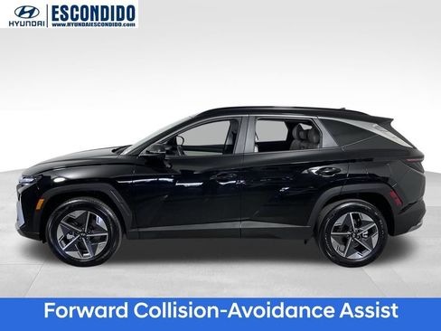 Certified 2025 Hyundai Tucson SEL image 2