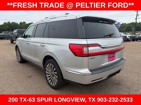 Used 2018 Lincoln Navigator Reserve w/ Technology Package AWD/4WD image 12