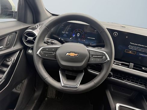 New 2026 Chevrolet Equinox LT w/ Convenience Package II image 12