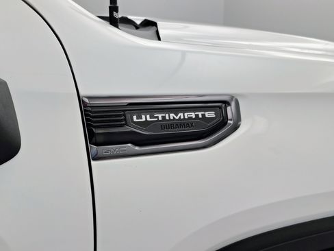 Used 2024 GMC Sierra 1500 Denali Ultimate image 14