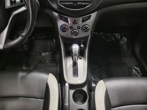 Used 2016 Chevrolet Trax LTZ w/ Midnight Edition image 16