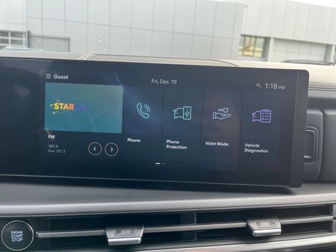 Used 2025 Hyundai Santa Fe SEL image 21