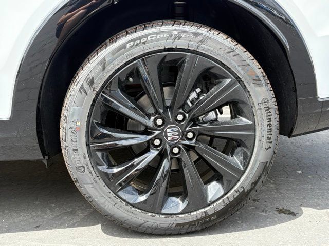 New 2026 Buick Envista Sport Touring w/ Convenience I Package FWD image 9