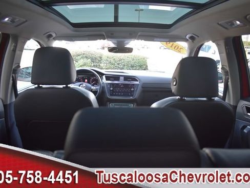 Used 2019 Volkswagen Tiguan SEL Premium AWD/4WD image 13
